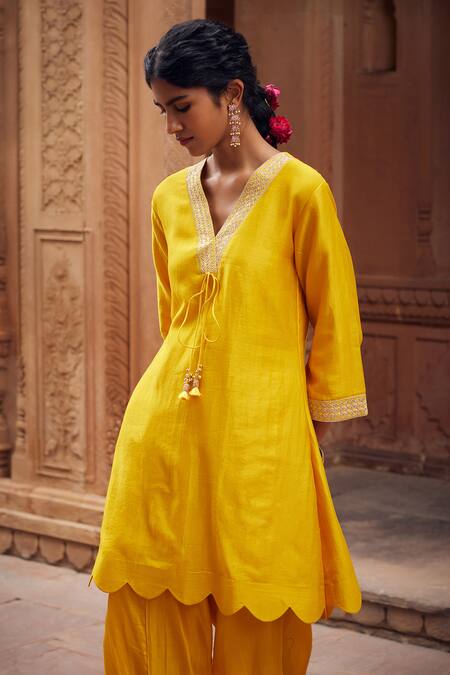 Seema Nanda Yellow Chanderi Silk Embroidery Floral V Neck Dua Kurta Tulip Pant Set Online at Aza Fashions Seema Nanda_Yellow Chanderi Silk Embroidery Floral V Neck Dua Kurta Tulip Pant Set _Online_at_Aza_Fashions