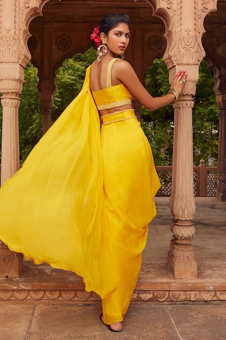 Seema Nanda Falak Embroidered Border Prestitched Ruffle Saree With Blouse 