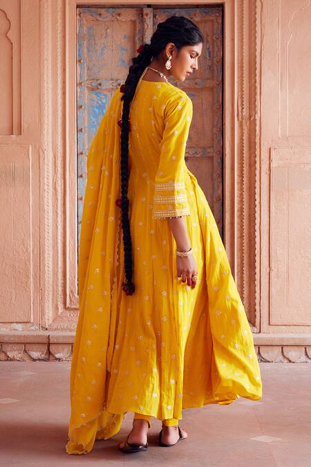 Shop Seema Nanda Yellow Cotton Mul Farisha Butti Embroidered Anarkali Set at Aza Fashions Shop_Seema Nanda_Yellow Cotton Mul Farisha Butti Embroidered Anarkali Set _at_Aza_Fashions