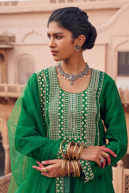 Seema Nanda Green Chanderi Silk Laila Placed Dori Bodice Kurta Pant Set Online at Aza Fashions Seema Nanda_Green Chanderi Silk Laila Placed Dori Bodice Kurta Pant Set _Online_at_Aza_Fashions