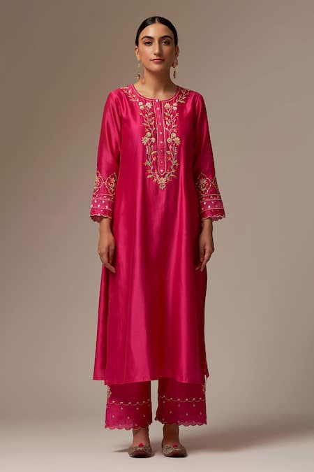 Anantaa By Roohi_Fuchsia Silk, Chanderi Embroidery, Beads Round Neck Kurta Pant Set _Online_at_Aza_Fashions