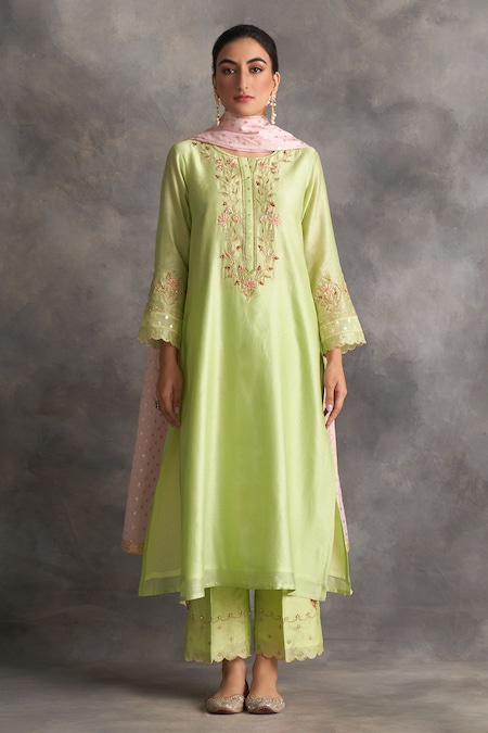 Anantaa By Roohi Green Silk, Chanderi Embroidery, Tassels, Beads Round Neck Kurta Pant Set 