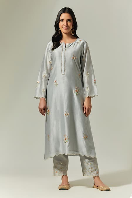 Shop Anantaa By Roohi Grey Silk, Chanderi Embroidery Round Neck Kurta Set With Scallop Dupatta Online at Aza Fashions Shop_Anantaa By Roohi_Grey Silk, Chanderi Embroidery Round Neck Kurta Set With Scallop Dupatta _Online_at_Aza_Fashions