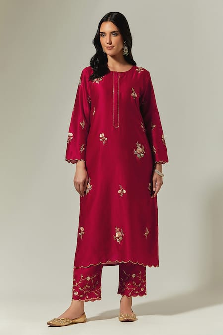 Anantaa By Roohi Red Silk, Chanderi Embroidery Round Neck Kurta Set With Dupatta Online at Aza Fashions Anantaa By Roohi_Red Silk, Chanderi Embroidery Round Neck Kurta Set With Dupatta _Online_at_Aza_Fashions