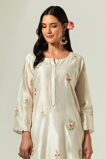 Buy Anantaa By Roohi Off White Silk, Chanderi Embroidery Round Neck Kurta Palazzo Set Online at Aza Fashions Buy_Anantaa By Roohi_Off White Silk, Chanderi Embroidery Round Neck Kurta Palazzo Set _Online_at_Aza_Fashions