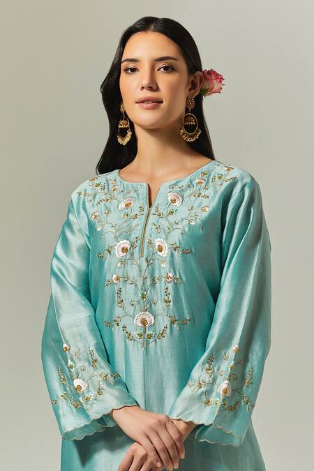 Anantaa By Roohi Blue Silk, Chanderi Embroidery Split V-neck Kurta Pant Set at Aza Fashions Anantaa By Roohi_Blue Silk, Chanderi Embroidery Split V-neck Kurta Pant Set _at_Aza_Fashions
