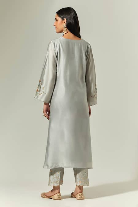 Shop Anantaa By Roohi Gray Silk, Chanderi Embroidery Split V-neck Floral Kurta Set at Aza Fashions Shop_Anantaa By Roohi_Gray Silk, Chanderi Embroidery Split V-neck Floral Kurta Set _at_Aza_Fashions