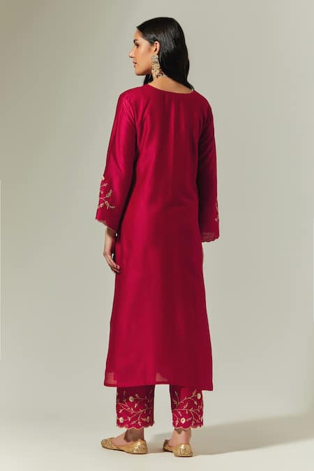 Shop Anantaa By Roohi Red Silk, Chanderi Embroidery Mandarin Collar Kurta Pant Set at Aza Fashions Shop_Anantaa By Roohi_Red Silk, Chanderi Embroidery Mandarin Collar Kurta Pant Set _at_Aza_Fashions