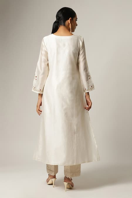 Anantaa By Roohi Silk Chanderi Embroidered Kurta Pant Set 