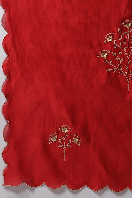 Anantaa By Roohi_Off White Silk, Chanderi Embroidery Split V-neck Full Sleeve Kurta Set _at_Aza_Fashions