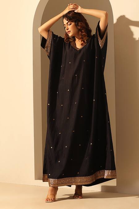 Shop_Weaver Story_Black Handloom Cotton Sequins V-neck Embroidered Kaftan _Online_at_Aza_Fashions