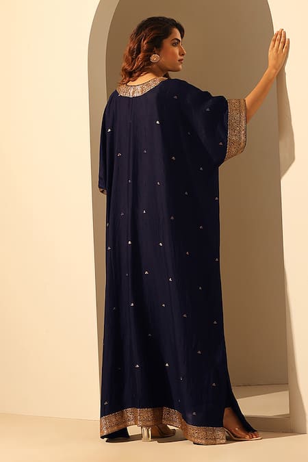 Weaver Story Sequins Embroidered V Neck Kaftan 