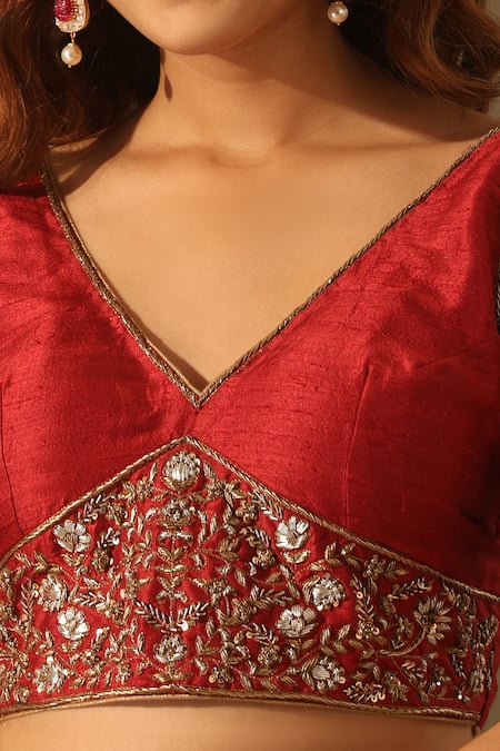 Weaver Story_Maroon Silk Embroidery V-neck Placement Floral Bloom Hand Blouse _Online_at_Aza_Fashions