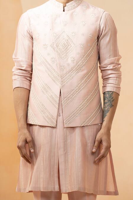 Studio Bagechaa Pink Chanderi Embroidery Bundi Kurta Set Online at Aza Fashions Studio Bagechaa_Pink Chanderi Embroidery Bundi Kurta Set _Online_at_Aza_Fashions