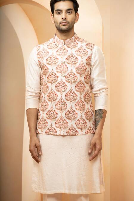Studio Bagechaa Ivory Chanderi, Silk Sequins Floral Mughal Print Bundi Kurta Set Online at Aza Fashions Studio Bagechaa_Ivory Chanderi, Silk Sequins Floral Mughal Print Bundi Kurta Set _Online_at_Aza_Fashions