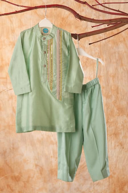 Turqidz by Shweta Aggarwal Chanderi Embroidered Panelled Kurta Set 