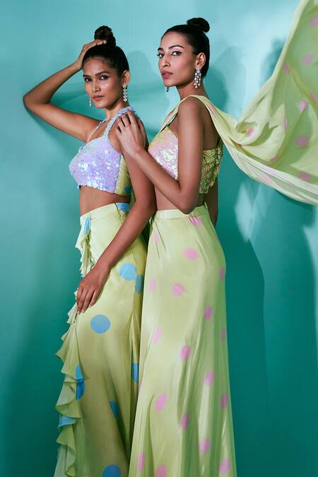 Buy_Nayantaara_Green Crepe Sequins One Shoulder Wavelet Printed Pre-draped Saree And Blouse Set _Online_at_Aza_Fashions