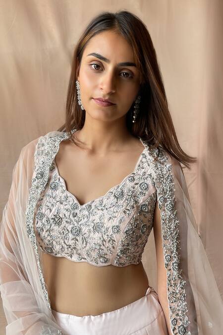 Shop Aakansha Gupta Peach Silk, Net Embroidery, Pearls Scoop Taran Lehenga Set With Border Dupatta Online at Aza Fashions Shop_Aakansha Gupta_Peach Silk, Net Embroidery, Pearls Scoop Taran Lehenga Set With Border Dupatta _Online_at_Aza_Fashions