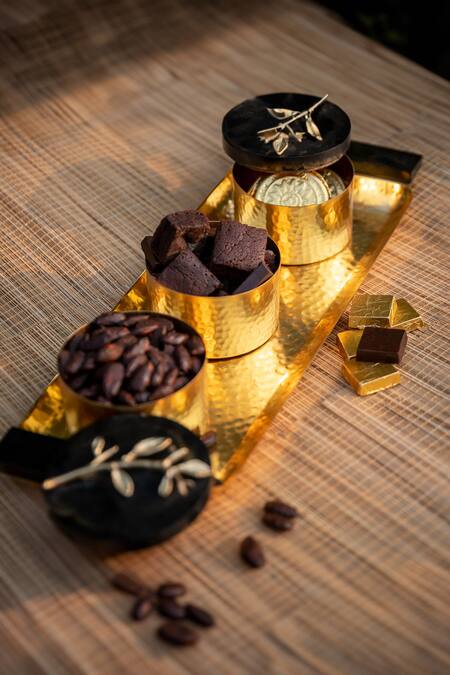 Logam_Gold Aluminium Nargis Platter With Jar_Online_at_Aza_Fashions