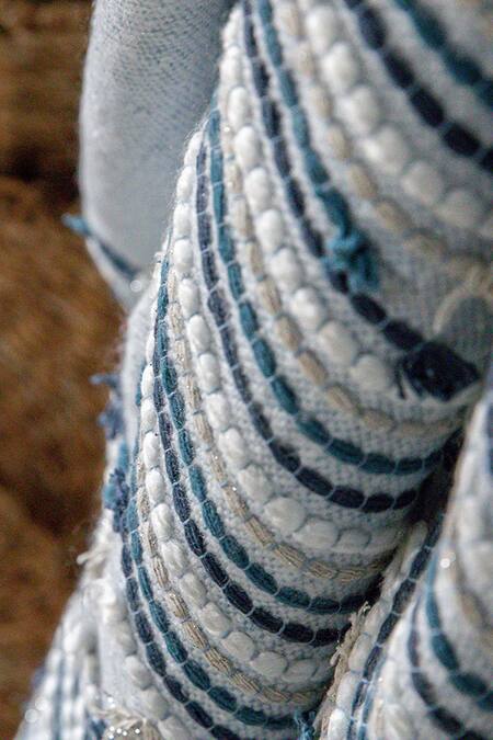 Logam Multi Color Aluminium Textured Corell Throw Online at Aza Fashions Logam_Multi Color Aluminium Textured Corell Throw_Online_at_Aza_Fashions