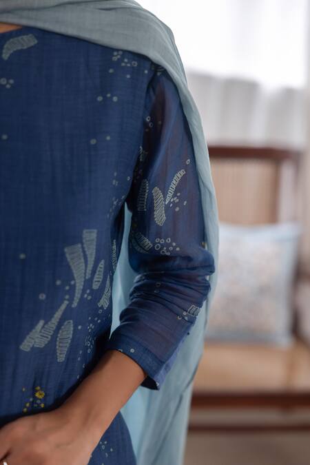 Shop_Vaayu_Blue Cotton, Muslin Embroidery Round Neck Abstract Print Kurta Pant Set_Online_at_Aza_Fashions