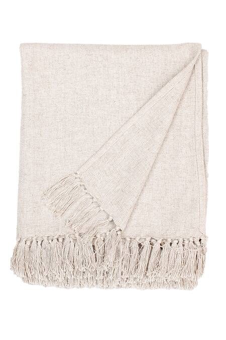 Shop House This Beige 100% Cotton Knitted Sahyadri Plain Throw at Aza Fashions Shop_House This_Beige 100% Cotton Knitted Sahyadri Plain Throw_at_Aza_Fashions