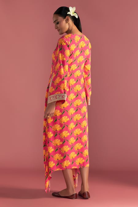 Shop Masaba Pink Crepe, Silk Embroidery V-neck Mist Print And Kaftan at Aza Fashions Shop_Masaba_Pink Crepe, Silk Embroidery V-neck Mist Print And Kaftan_at_Aza_Fashions