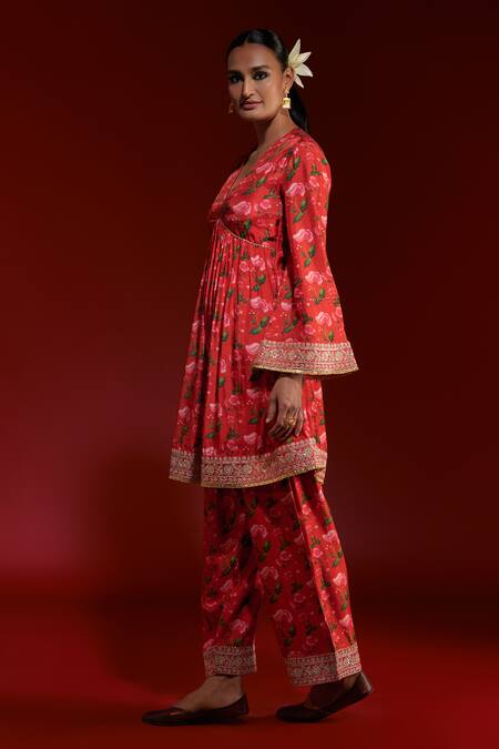 Buy Masaba Red Silk Embroidery V-neck Rain Lily Print Gathered Kurta And Salwar Set Online at Aza Fashions Buy_Masaba_Red Silk Embroidery V-neck Rain Lily Print Gathered Kurta And Salwar Set_Online_at_Aza_Fashions