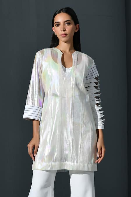 Ika Shimmer Finish Kurta Flared Pant Set 