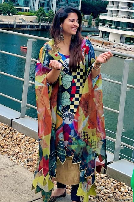 Ika Abstract Print Kurta With Cape 