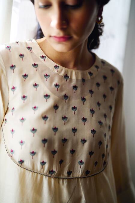 Shop Dot Ivory Cotton, Silk Beads, Embroidery Round Neck Resham Kurta And Pant Set Online at Aza Fashions Shop_Dot_Ivory Cotton, Silk Beads, Embroidery Round Neck Resham Kurta And Pant Set _Online_at_Aza_Fashions