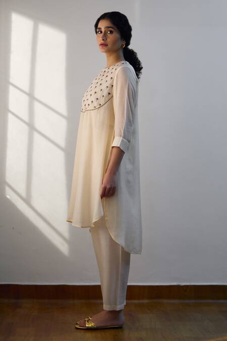Dot Ivory Cotton, Silk Beads, Embroidery Round Neck Resham Kurta And Pant Set at Aza Fashions Dot_Ivory Cotton, Silk Beads, Embroidery Round Neck Resham Kurta And Pant Set _at_Aza_Fashions
