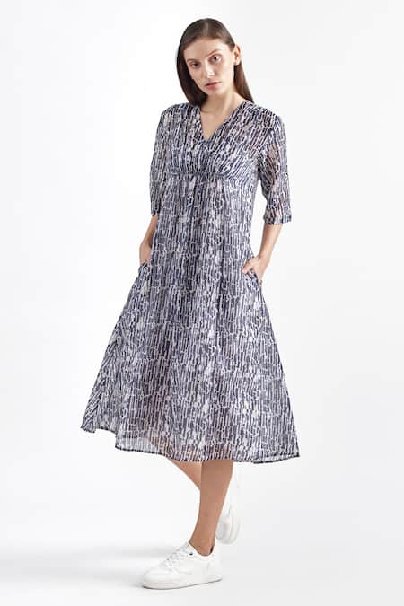 Perona Blue Cotton, Silk V-neck Abstract Print Dress Online at Aza Fashions Perona_Blue Cotton, Silk V-neck Abstract Print Dress _Online_at_Aza_Fashions