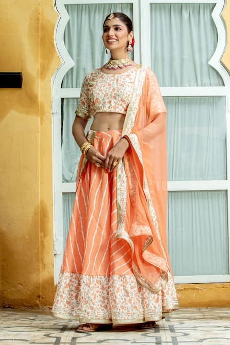 Buy_Kohsh_Peach Muslin Gota Patti, Embroidery Round Leheriya Pattern Lehenga Blouse Set _Online_at_Aza_Fashions