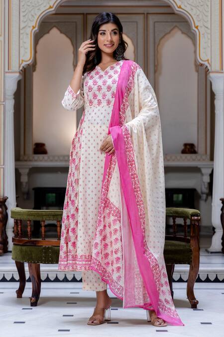 Kohsh Pink Cotton Print Flowery V Neck Anarkali Pant Set Online at Aza Fashions Kohsh_Pink Cotton Print Flowery V Neck Anarkali Pant Set_Online_at_Aza_Fashions