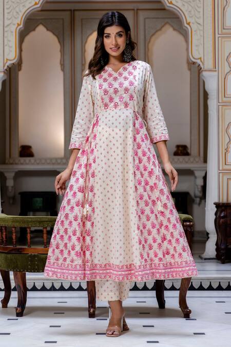 Buy Kohsh Pink Cotton Print Flowery V Neck Anarkali Pant Set Online at Aza Fashions Buy_Kohsh_Pink Cotton Print Flowery V Neck Anarkali Pant Set_Online_at_Aza_Fashions