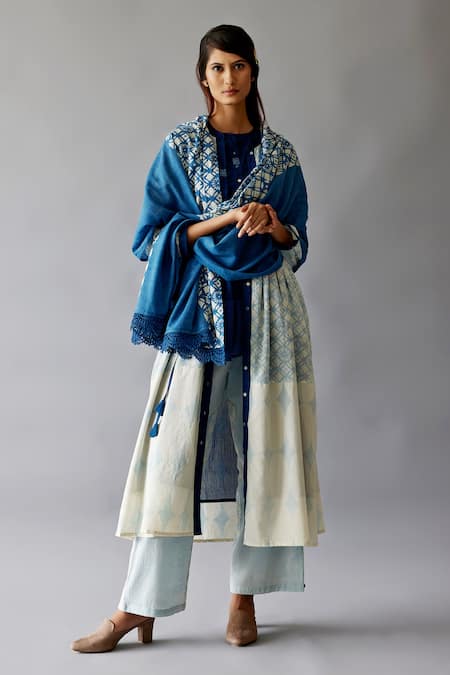 JAYATI GOENKA_Blue Cotton Lace Open Neck Hand Block Printed Overlay Pant Set _Online_at_Aza_Fashions