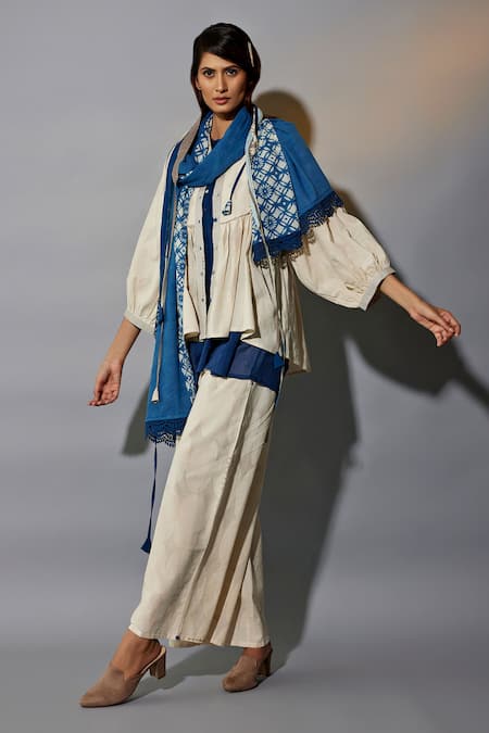 JAYATI GOENKA Beige Cotton Lace Mandarin Diamond Hand Block Print Ruffle Top Palazzo Set Online at Aza Fashions JAYATI GOENKA_Beige Cotton Lace Mandarin Diamond Hand Block Print Ruffle Top Palazzo Set _Online_at_Aza_Fashions