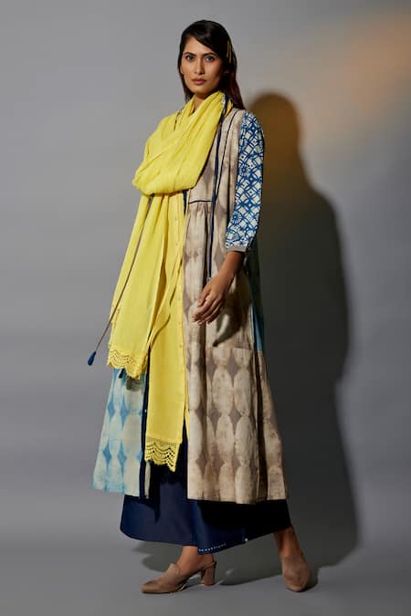 JAYATI GOENKA Brown Cotton Lace Mandarin Geometric Hand Block Printed Overlay Flared Pant Set Online at Aza Fashions JAYATI GOENKA_Brown Cotton Lace Mandarin Geometric Hand Block Printed Overlay Flared Pant Set _Online_at_Aza_Fashions