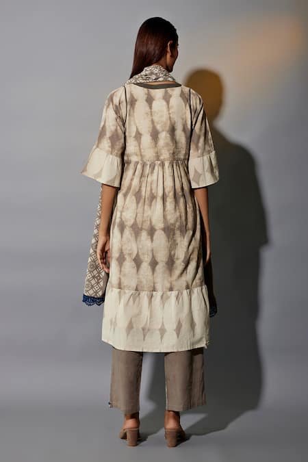 Shop JAYATI GOENKA Brown Cotton Lace, Embroidery Geometric Hand Block Print Anarkali Set at Aza Fashions Shop_JAYATI GOENKA_Brown Cotton Lace, Embroidery Geometric Hand Block Print Anarkali Set _at_Aza_Fashions