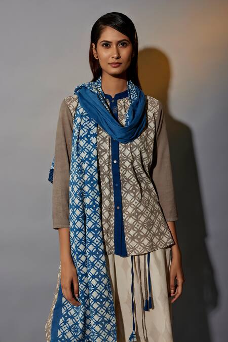 Shop JAYATI GOENKA Brown Cotton Embroidery Mandarin Geometric Hand Block Print Shirt Palazzo Set Online at Aza Fashions Shop_JAYATI GOENKA_Brown Cotton Embroidery Mandarin Geometric Hand Block Print Shirt Palazzo Set _Online_at_Aza_Fashions