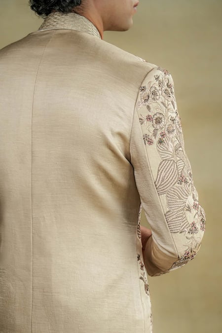 Shop Jatin Malik Grey Linen, Silk Embroidery Floral Blast Jacket And Kurta Set at Aza Fashions Shop_Jatin Malik_Grey Linen, Silk Embroidery Floral Blast Jacket And Kurta Set _at_Aza_Fashions