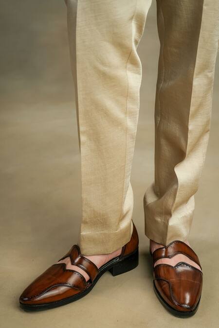 Shop Jatin Malik Grey Linen, Silk Plain Kurta Set Online at Aza Fashions Shop_Jatin Malik_Grey Linen, Silk Plain Kurta Set _Online_at_Aza_Fashions