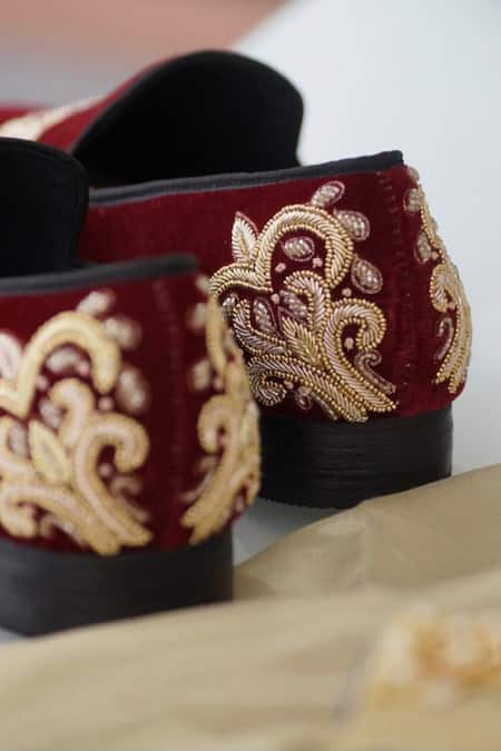 Buy_Shradha Hedau Footwear Couture_Maroon Embroidery Gabriel Loafers _Online_at_Aza_Fashions