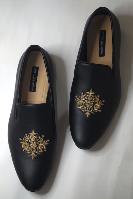 Shop Shradha Hedau Footwear Couture Black Floral Motif Jaylen Centre Moccasins at Aza Fashions Shop_Shradha Hedau Footwear Couture_Black Floral Motif Jaylen Centre Moccasins _at_Aza_Fashions