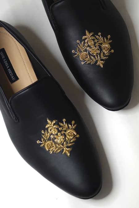 Shradha Hedau Footwear Couture Black Floral Motif Jaylen Centre Moccasins Online at Aza Fashions Shradha Hedau Footwear Couture_Black Floral Motif Jaylen Centre Moccasins _Online_at_Aza_Fashions