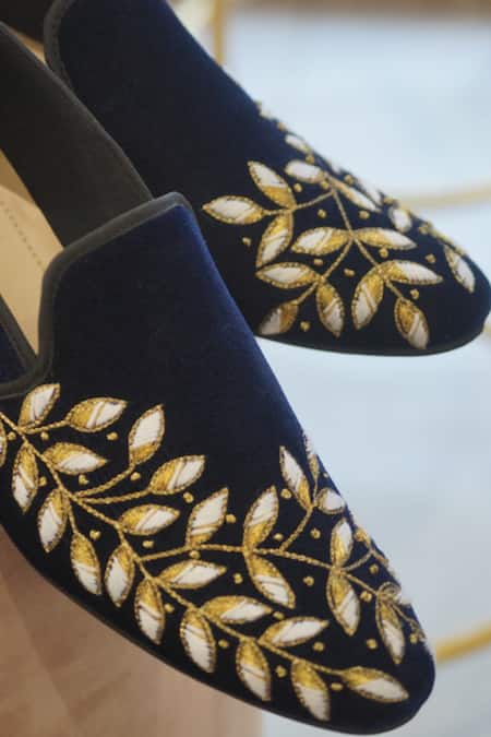 Shradha Hedau Footwear Couture Blue Embroidered Velvet Loafers Online at Aza Fashions Shradha Hedau Footwear Couture_Blue Embroidered Velvet Loafers _Online_at_Aza_Fashions