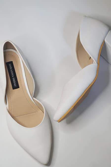 Buy_Shradha Hedau Footwear Couture_White Larisa Round Toe Heels _Online_at_Aza_Fashions