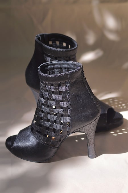 Shradha Hedau Footwear Couture Black Irya Checkered Cutout Detail Heels 