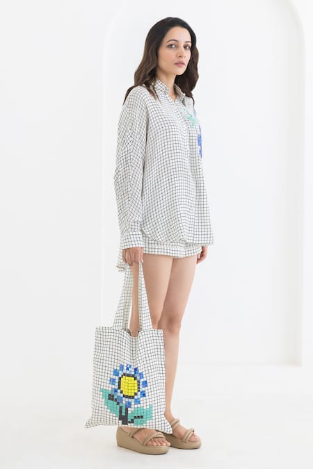 Pooja Rajgarhia Gupta Off White Crepe Embroidery Shawl Neck Checkered Print Kimono Shirt And Shorts Set Online at Aza Fashions Pooja Rajgarhia Gupta_Off White Crepe Embroidery Shawl Neck Checkered Print Kimono Shirt And Shorts Set _Online_at_Aza_Fashions
